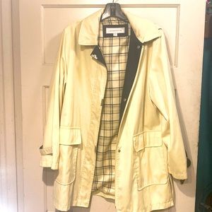 Cute Liz Claiborne yellow rain jacket. Size M